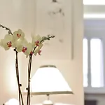 Campo De\' Fiori Brand New Apartment