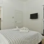 Campo De\' Fiori Brand New Apartment
